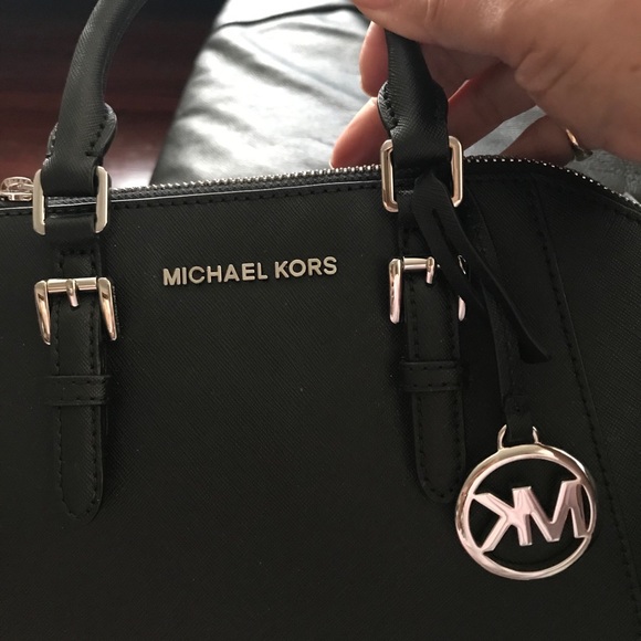 🔥🔥🔥Michael Kors Crossbody Handbag🔥🔥🔥 - Picture 4 of 10